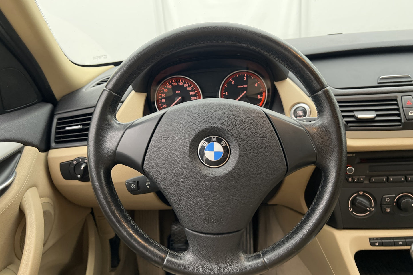 BMW X1 sDrive18d 143hk Skinn Sensorer Farthållare Välservad