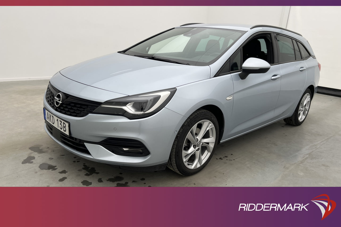 Opel Astra CVT 145hk M/K-Värmare Kamera BOSE Navi Drag