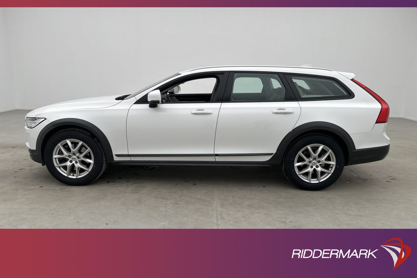 Volvo V90 CC D5 AWD Inscription VOC Drag HUD 360°kam 235hk