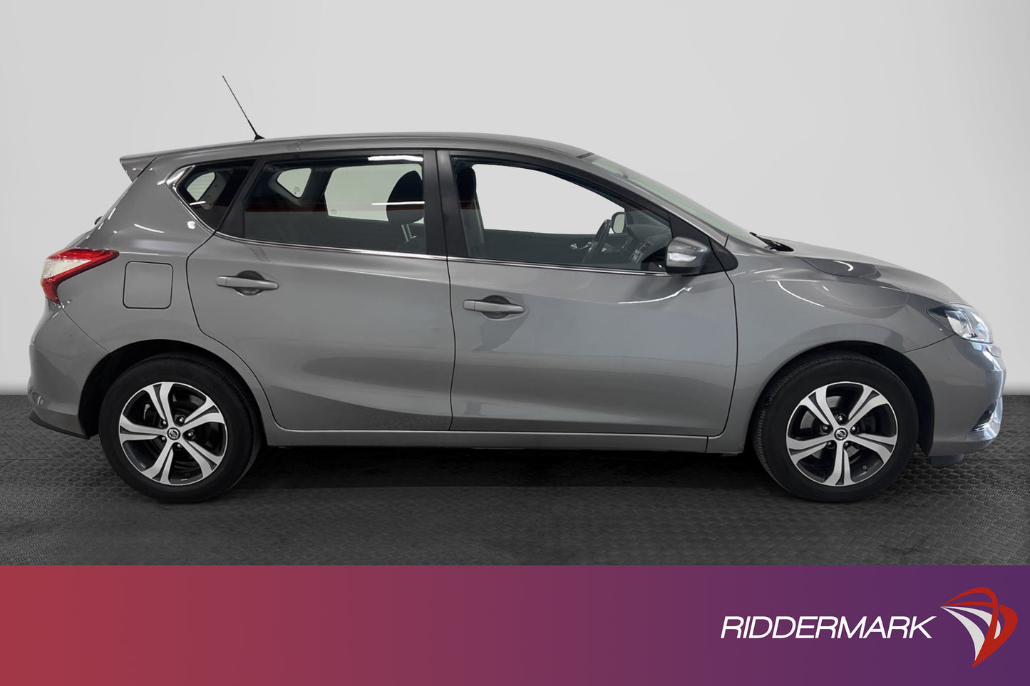 Nissan Pulsar 1.2 115hk M-Värmare Bkamera Navi Farthållare