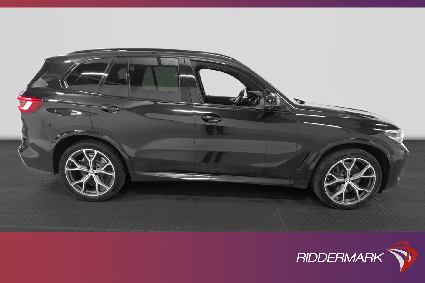 BMW X5 xDrive30d 265hk M-Sport Pano Värm Luftfj H/K 360°