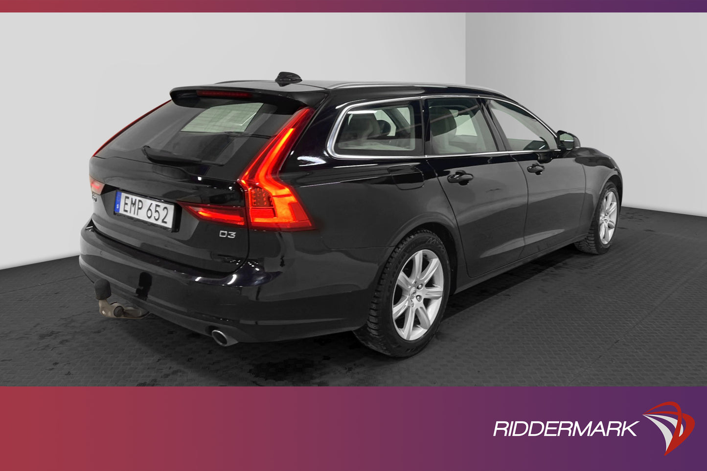 Volvo V90 D3 Advanced VOC Värm HUD Kamera BLIS Keyless Drag