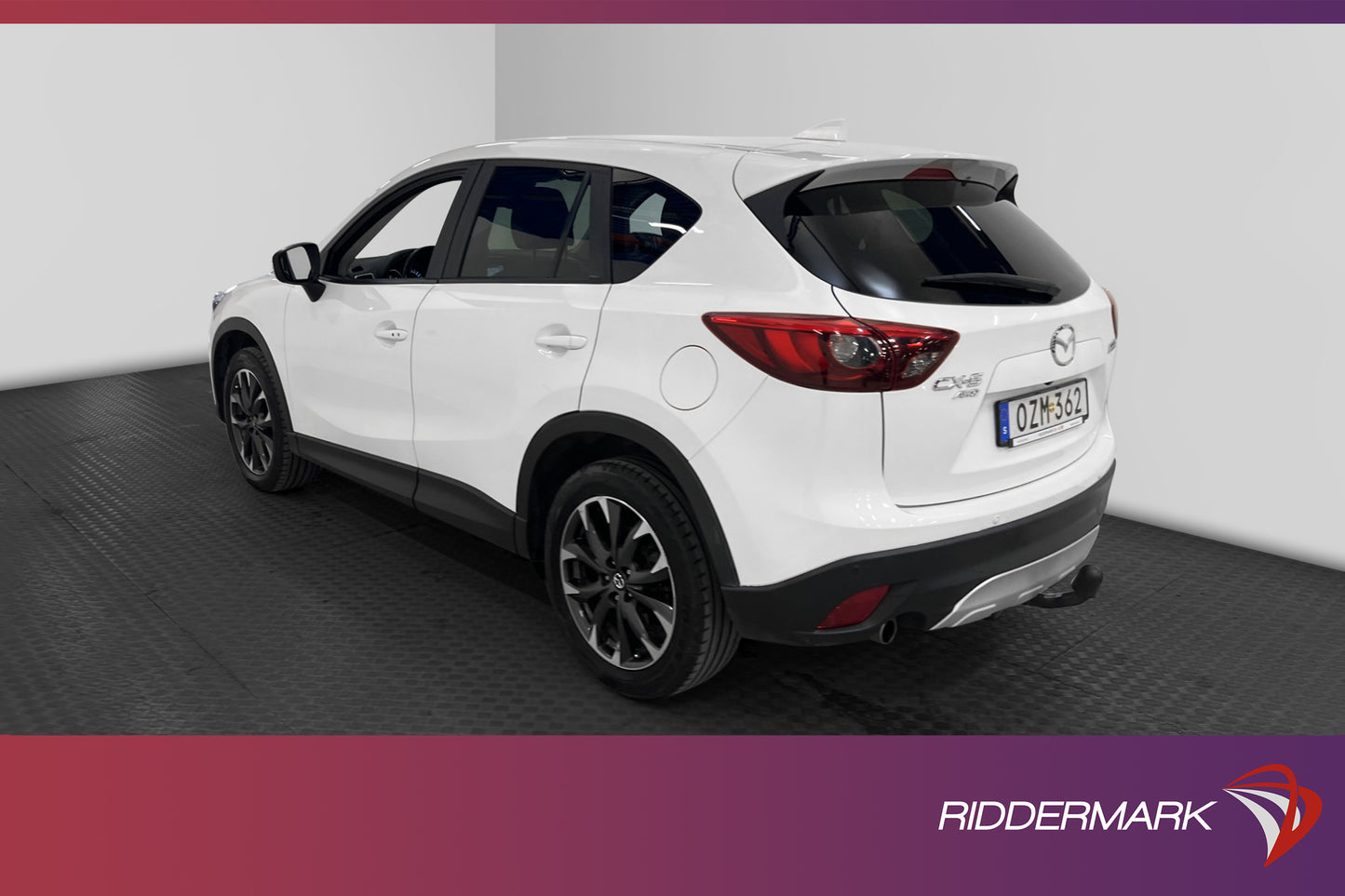 Mazda CX-5 2.2 AWD 175hk Optimum B-kamera Skinn Drag BOSE