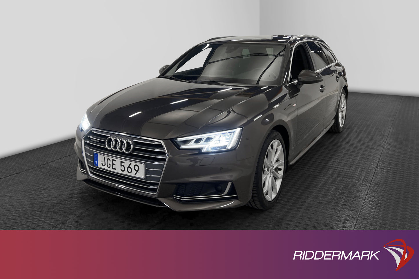 Audi A4 2.0 TDI 190hk Quattro S-Line Cockpit D-Värmare Navi