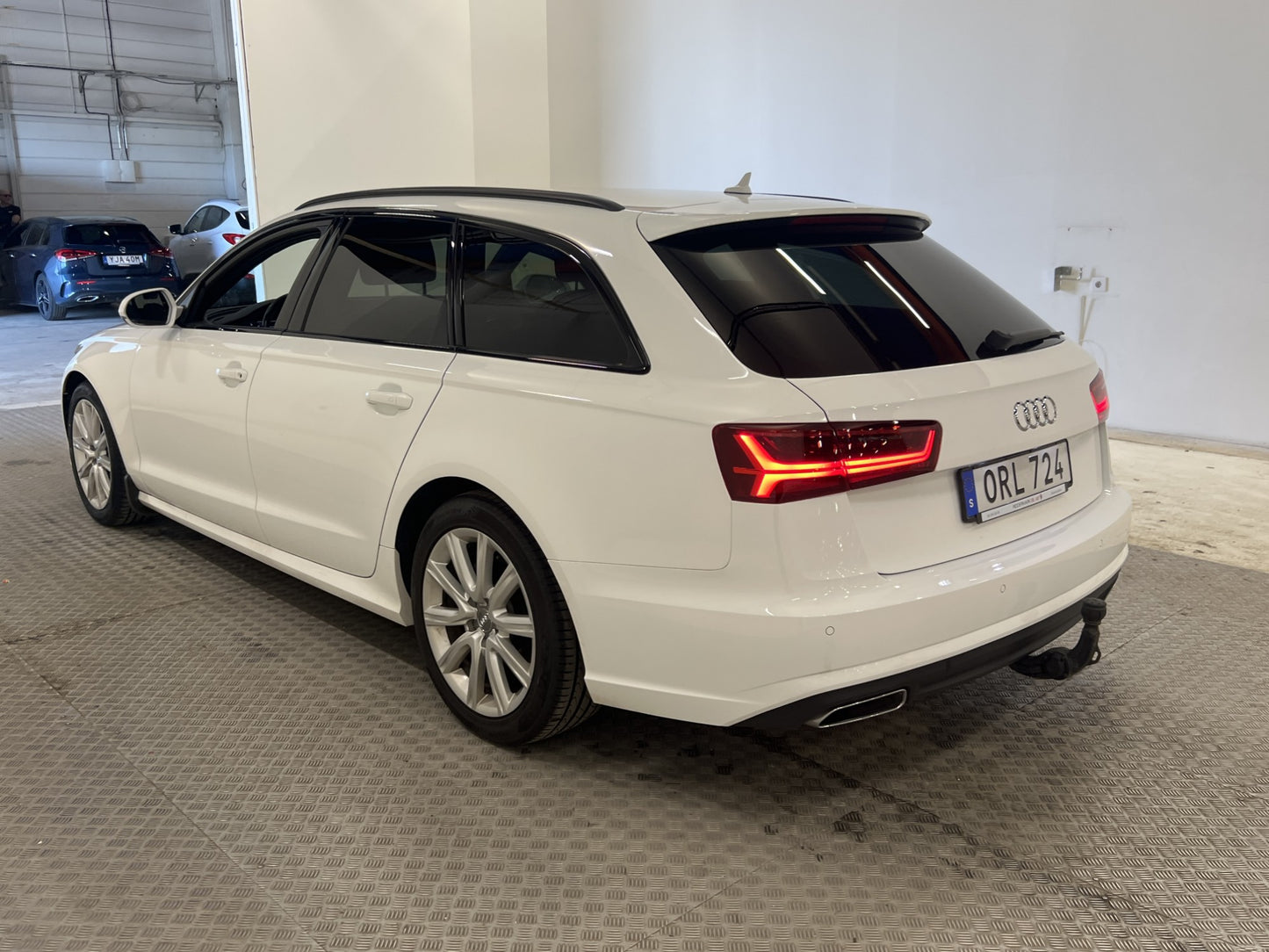 Audi A6 Avant 2.0 TDI ultra 190hk Sport Edition Drag P-sens