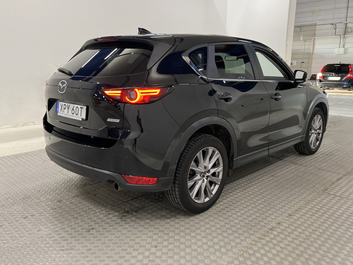 Mazda CX-5 2.0 SKYACTIV-G AWD 165hk Värmare 360° HUD Navi