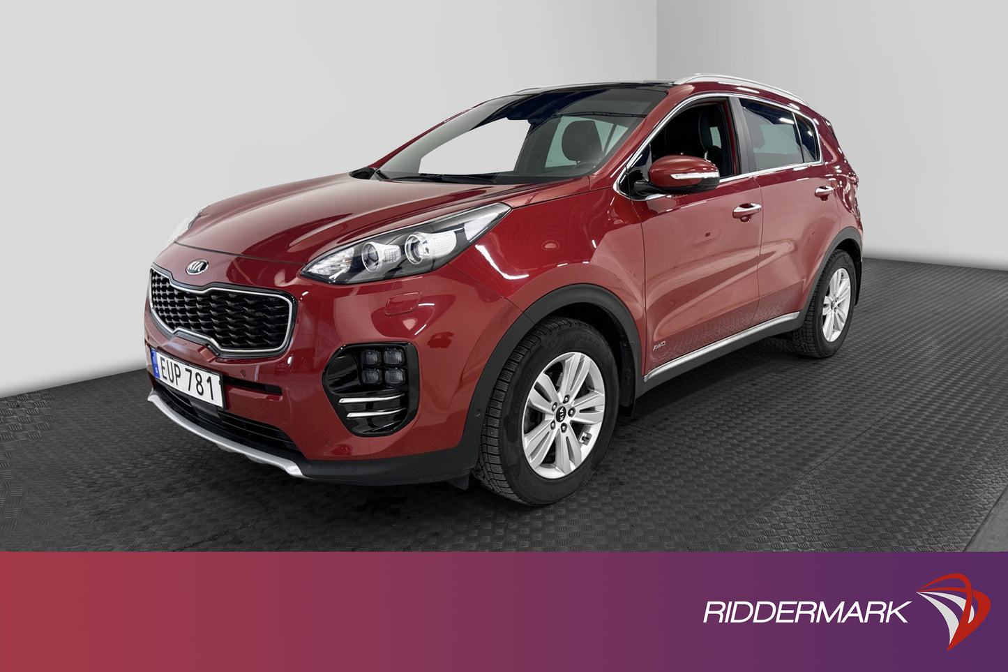 Kia Sportage 2.0 CRDi AWD GT-Line Kamera JBL Pano Drag Navi