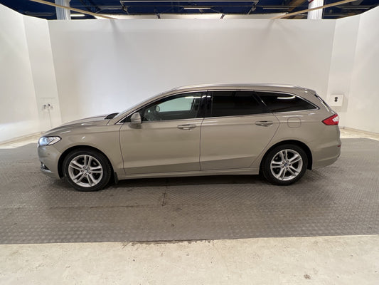 Ford Mondeo 2.0 TDCi AWD 180hk Titanium Kamera Drag Keyless