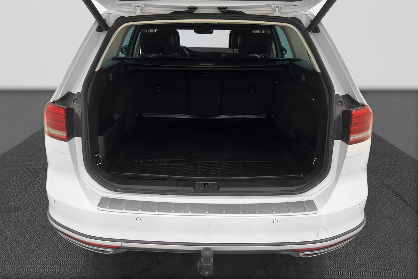 Volkswagen Passat Alltrack 220hk 4M Cockpit Skinn B-Värmare