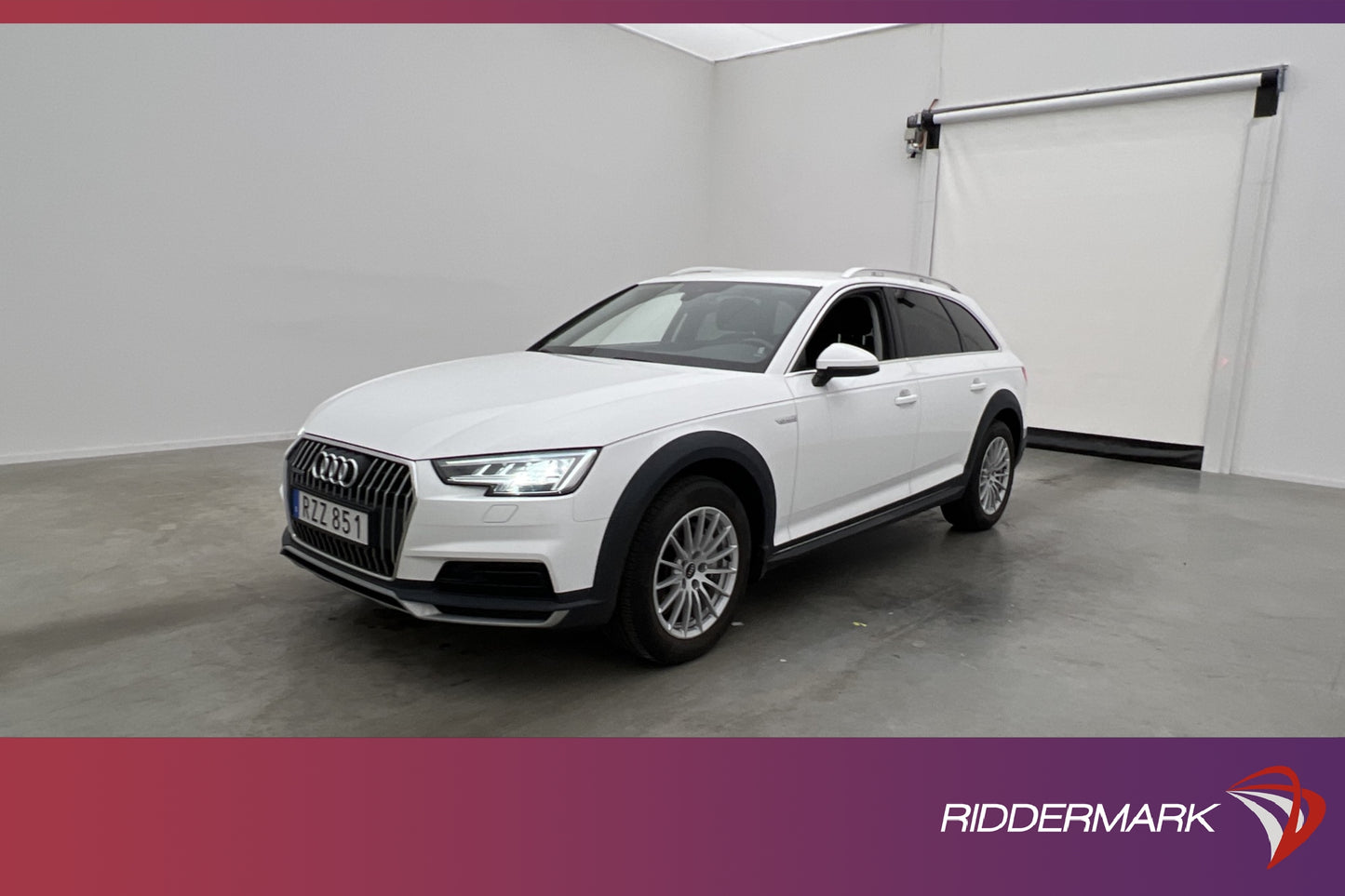 Audi A4 Allroad Q TDI 190hk Proline Matrix Dragkrok Sensorer