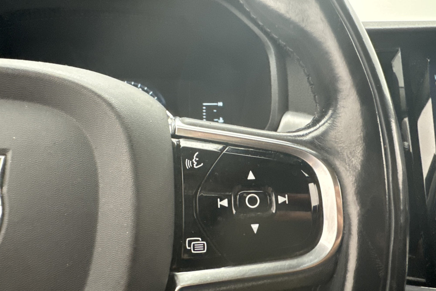 Volvo V90 D3 AWD Business VOC Värm Sensorer Elstol CarPlay