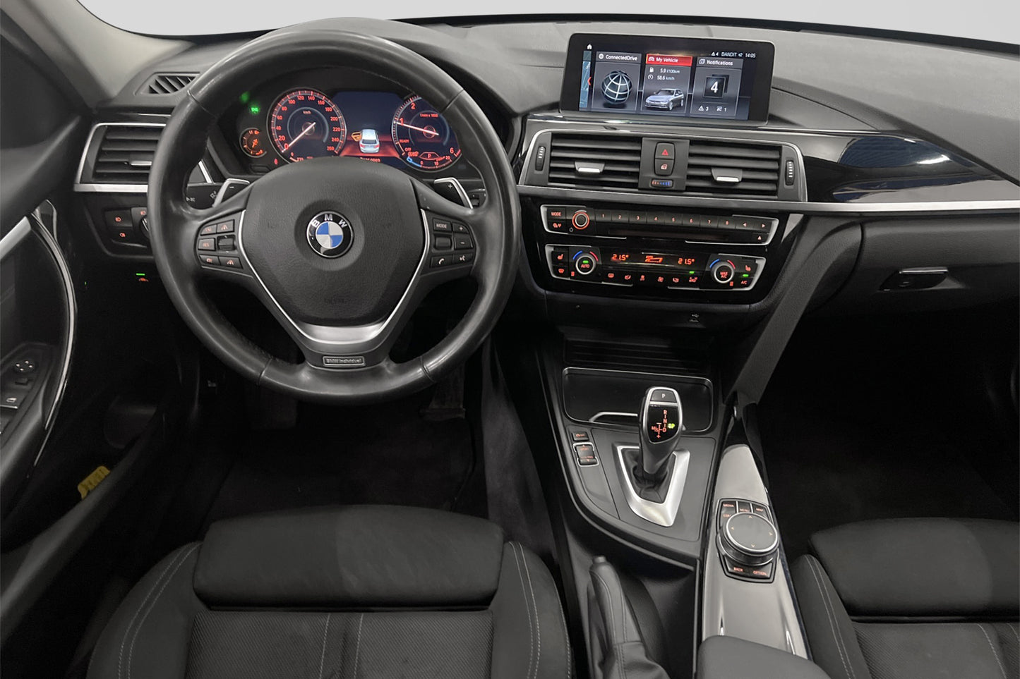 BMW 320 d xDrive Touring 190hk Sport line Navi Cockpit MOMS