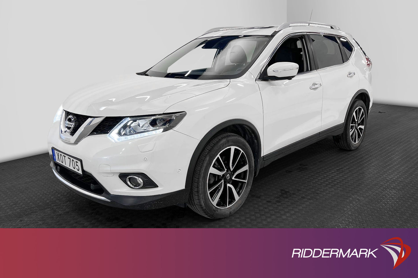 Nissan X-Trail 2.0 dCi 177hk 4x4 Skinn Panorama 360° Navi