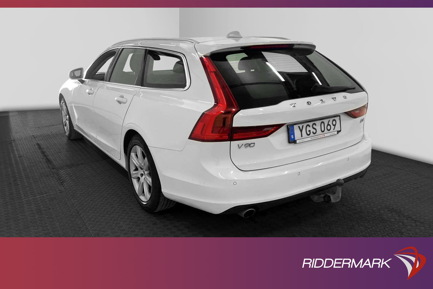 Volvo V90 D4 190hk Nyservad D-värmare Drag PDC LED Keyless