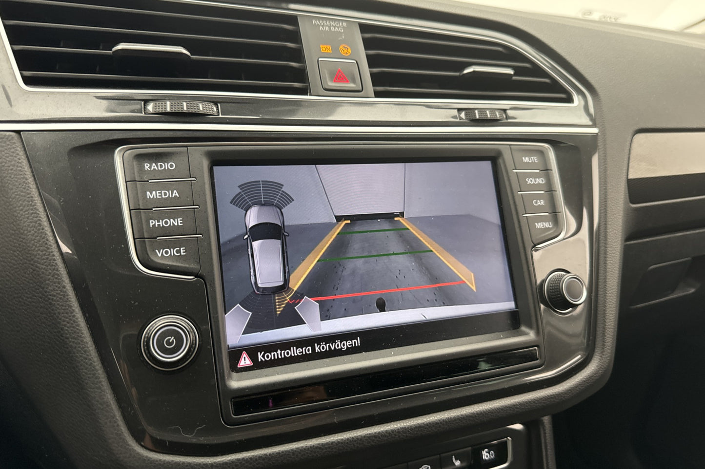 Volkswagen Tiguan 2.0 TDI 4M 190hk R-Line Värm Cockpit Drag