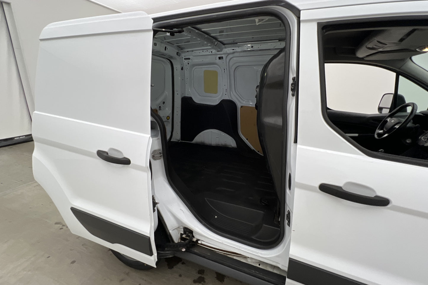 Ford Transit Connect 1.6 Värmare Dragkrok B-Kamera 0.48L/Mil