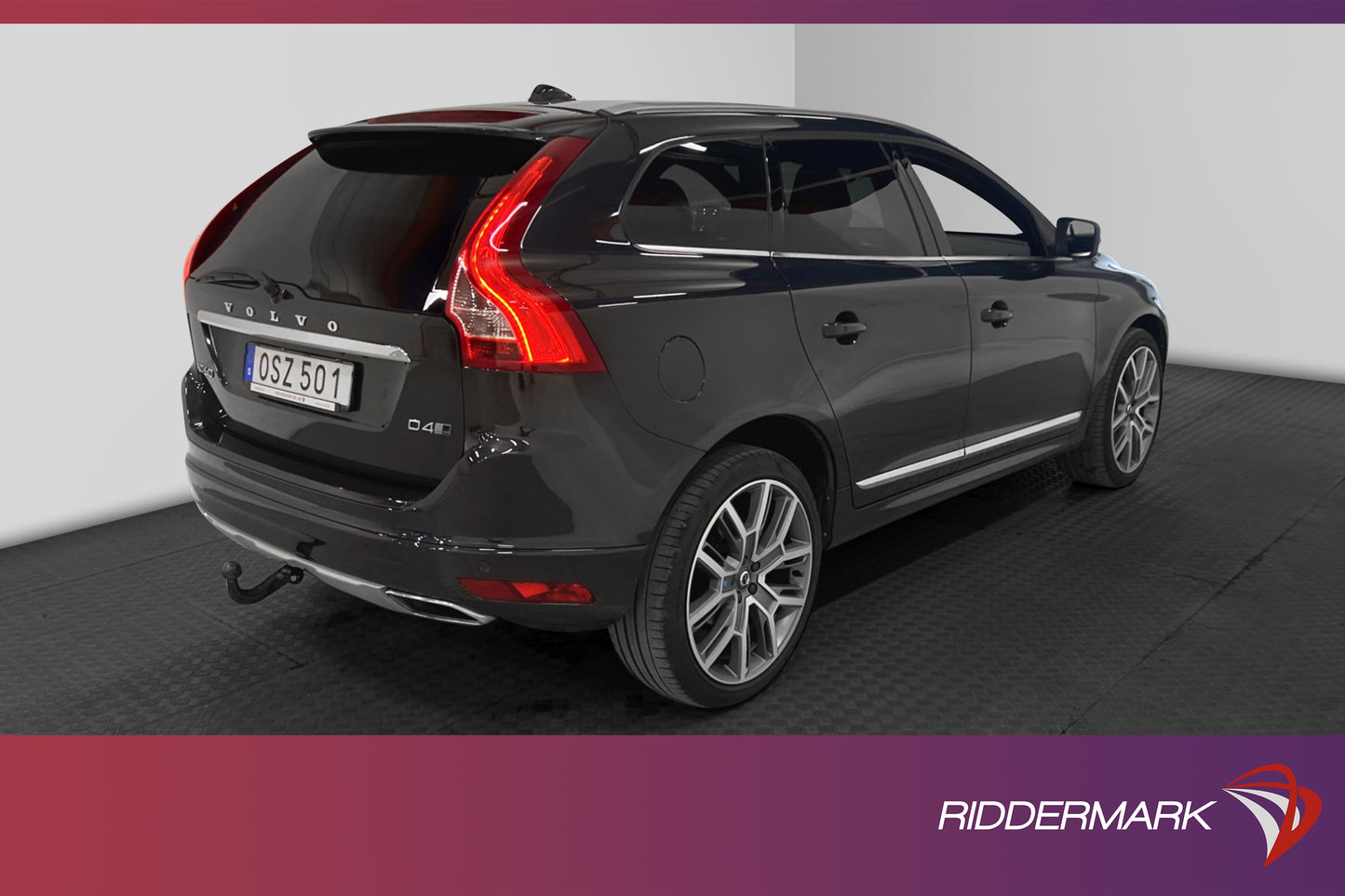 Volvo XC60 D4 AWD 190hk Summum VOC D-Värm Pano Drag BLIS