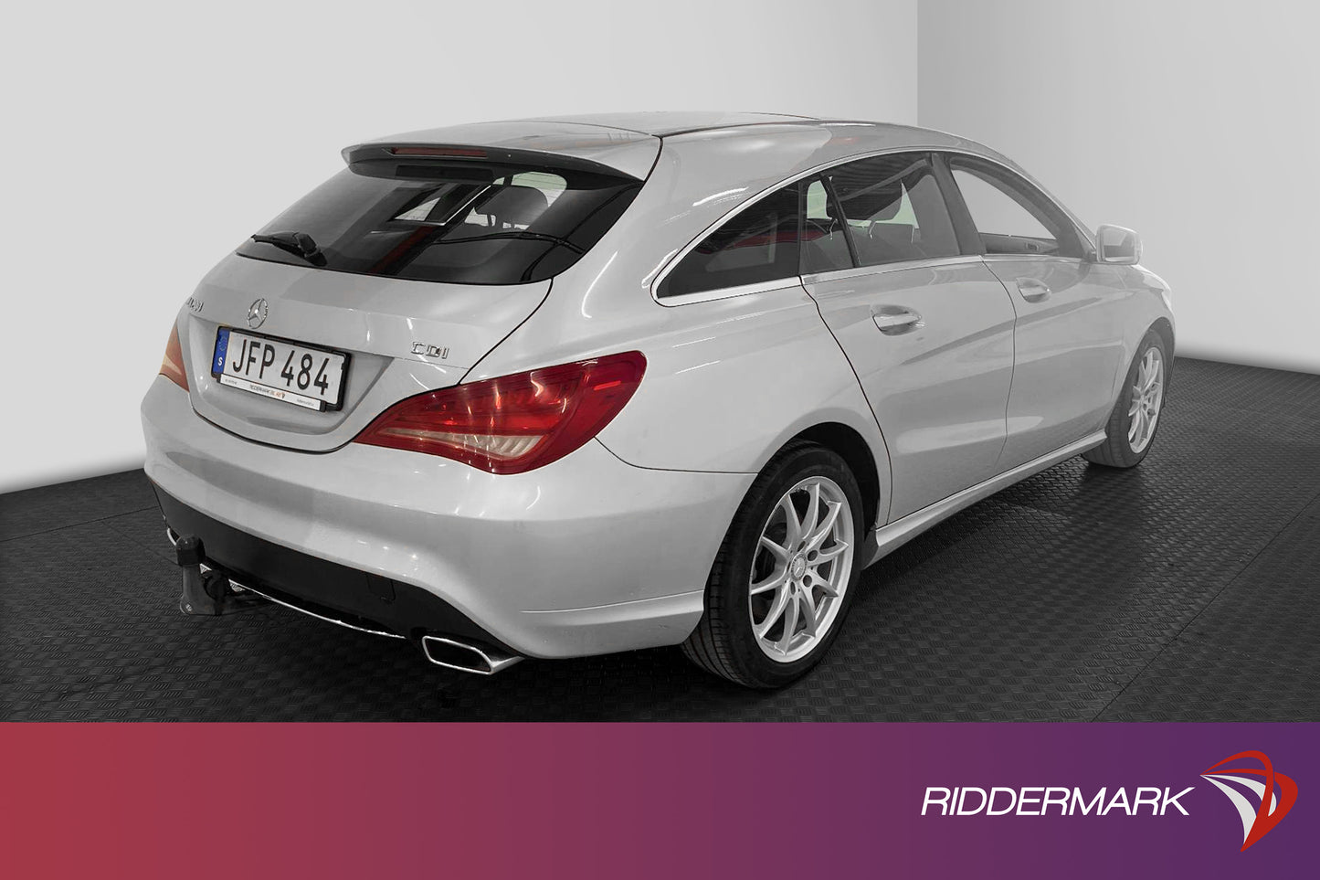 Mercedes-Benz CLA 200 Shooting Brake D-värm Panorama Skinn