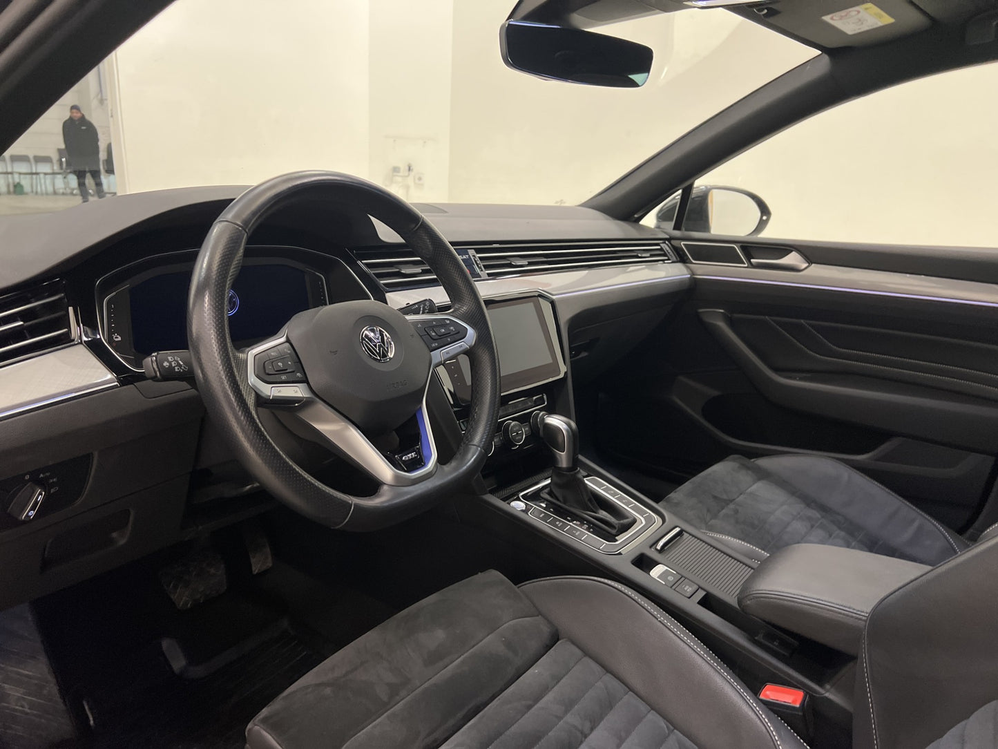 Volkswagen Passat GTE 218hk Executive Cockpit Navi Drag MOMS