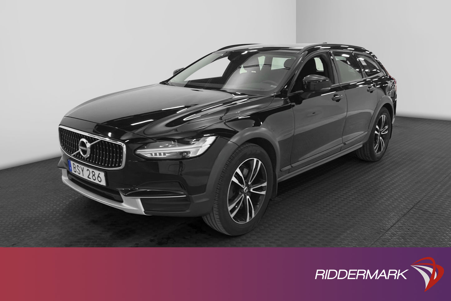 Volvo V90 Cross Country D4 AWD 190hk Kinetic Värmare Drag