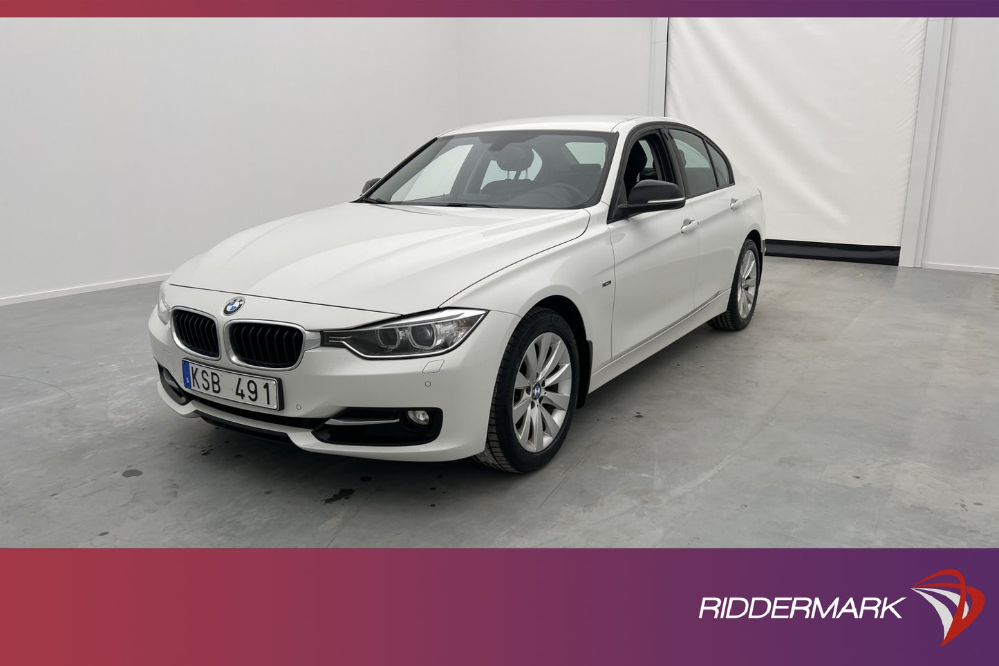 BMW 328 i xDrive Sedan 245hk Sport line Sensorer Rattvärme