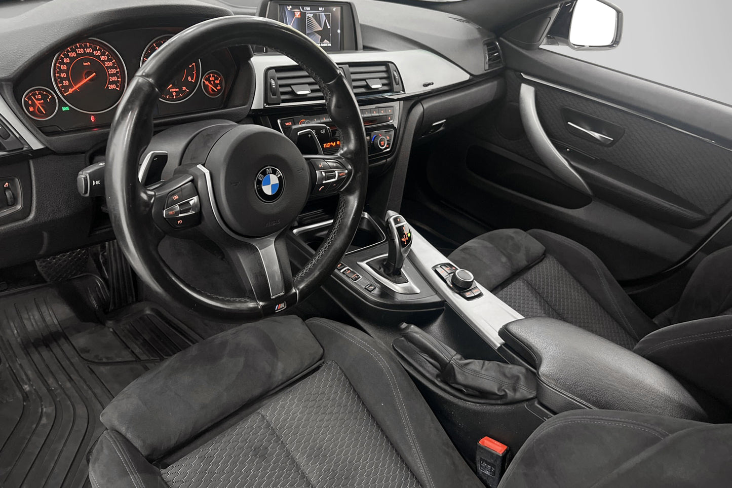 BMW 420d Gran Coupé 184hk M-Sport Nyservad LED Hi-Fi PDC