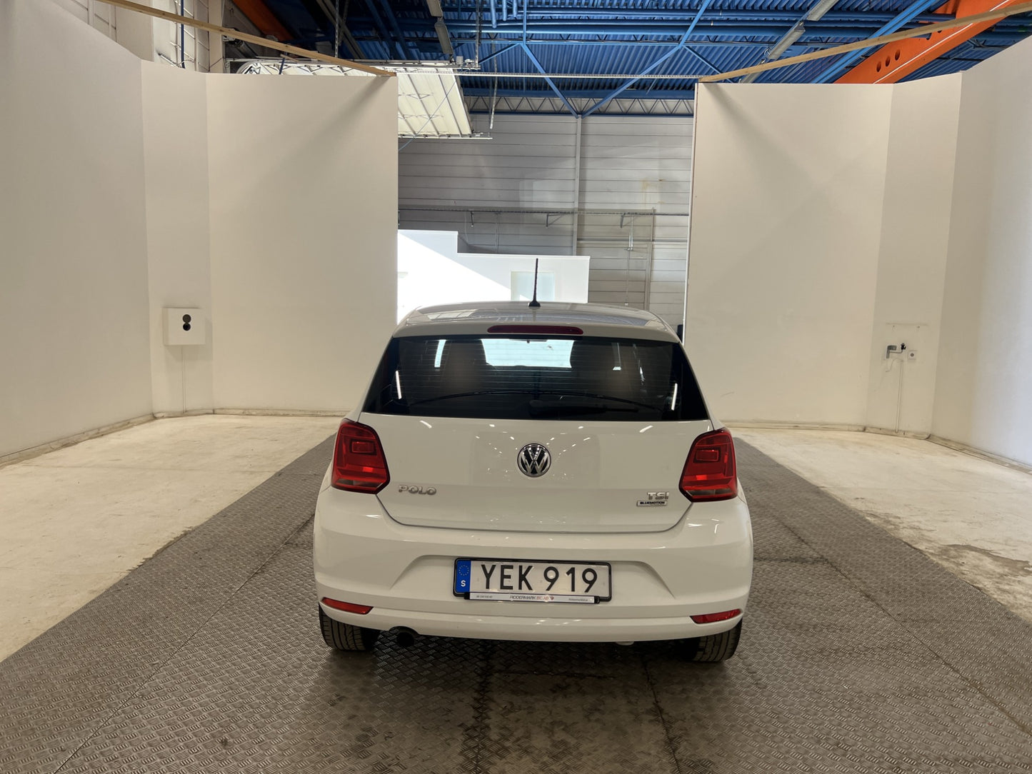 Volkswagen Polo 1.2 TSI 90hk Låg skatt Välservad 0,48l/mil