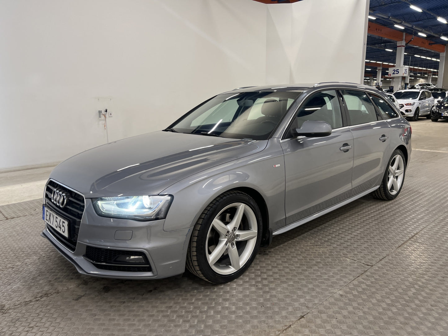 Audi A4 Avant 2.0 Quattro 190hk P-Sensorer Skinn Farthållare