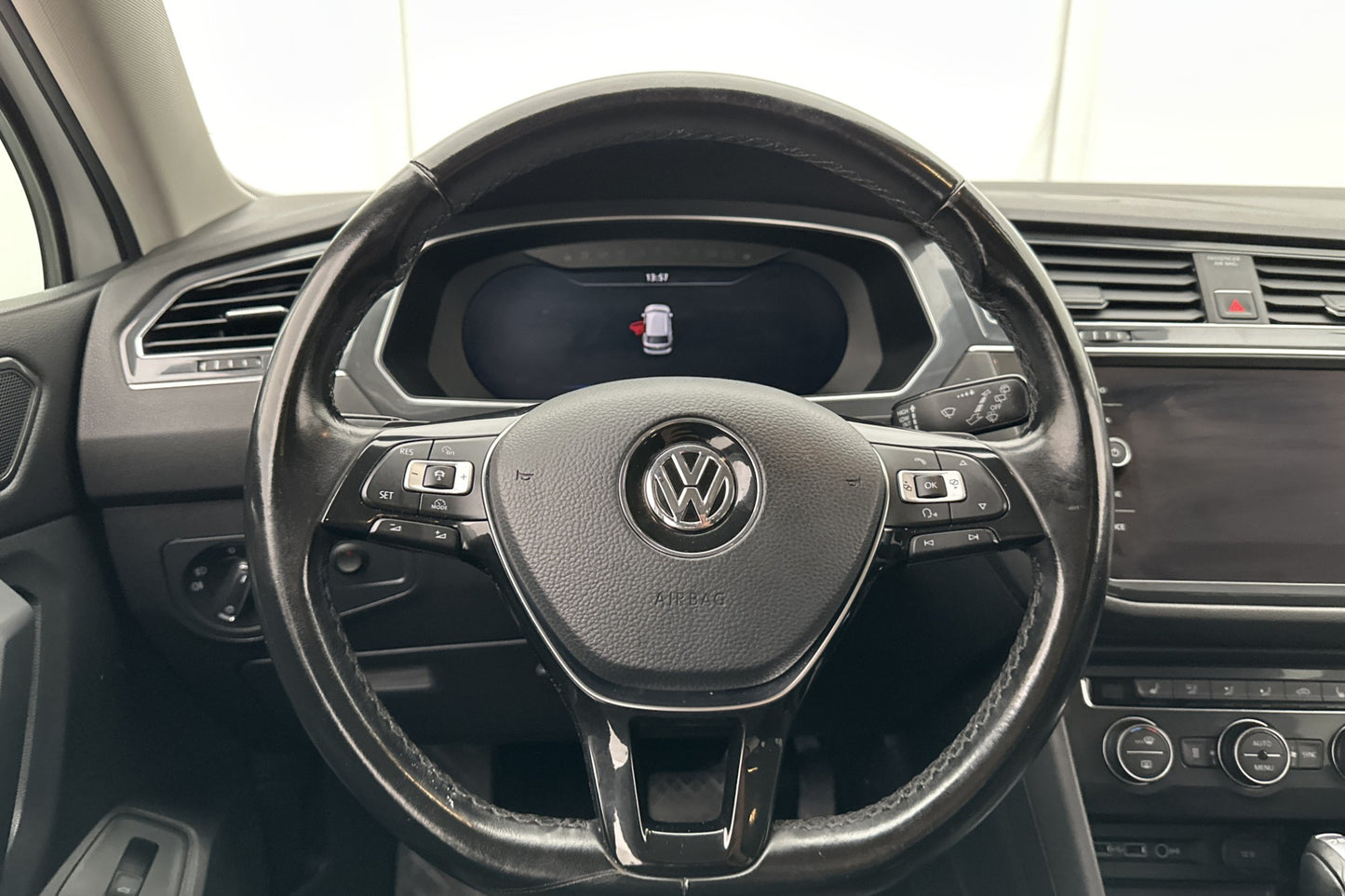 Volkswagen Tiguan Allspace TDI 4M 150hk Cockpit Värmare Drag