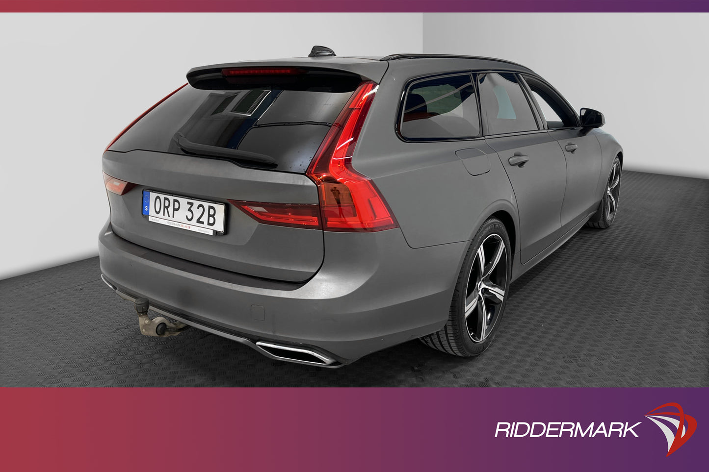 Volvo V90 D4 190hk AWD R-Design D-Värm VOC B-Kamera GPS Drag