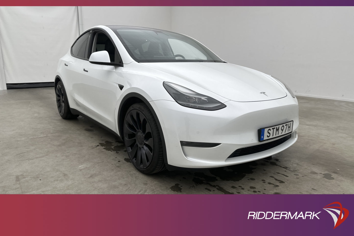 Tesla Model Y Performance Två-Bruk Autopilot Sv.Såld