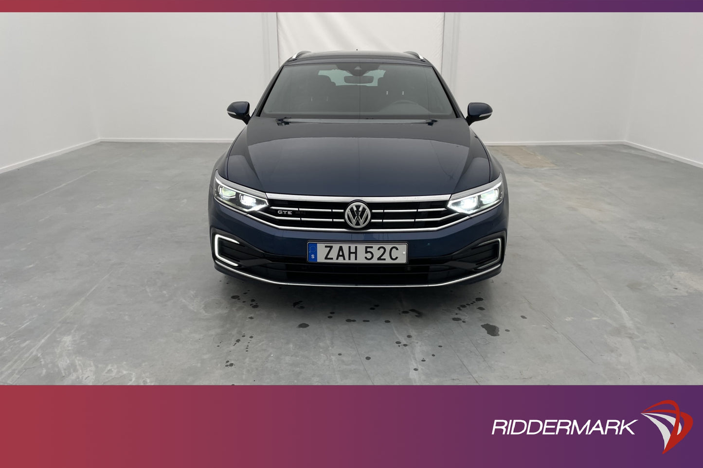 Volkswagen Passat GTE 218hk Active info Drag Bkamera MOMS