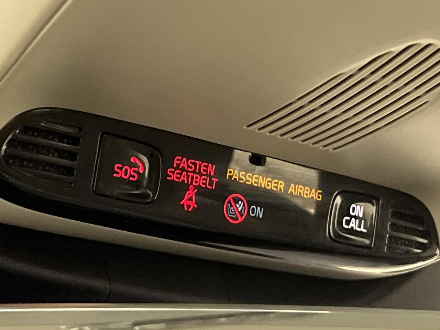 Volvo V90 D3 Advanced VOC Värm HUD Kamera BLIS Keyless Drag