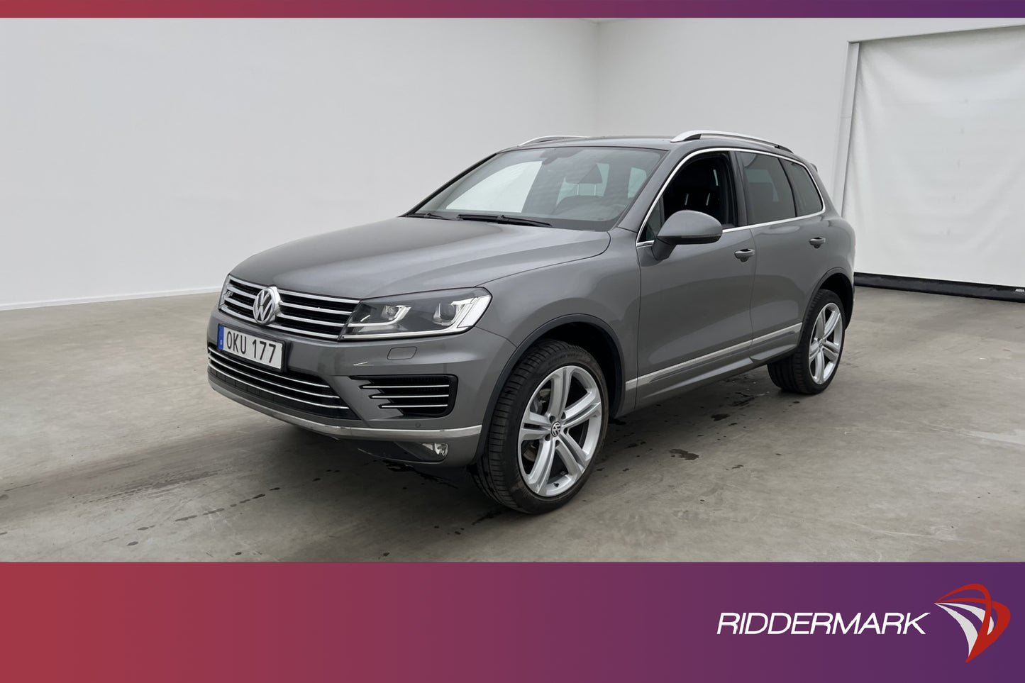 Volkswagen Touareg 3.0 V6 4M 204hk R-Line Kamera Skinn Drag