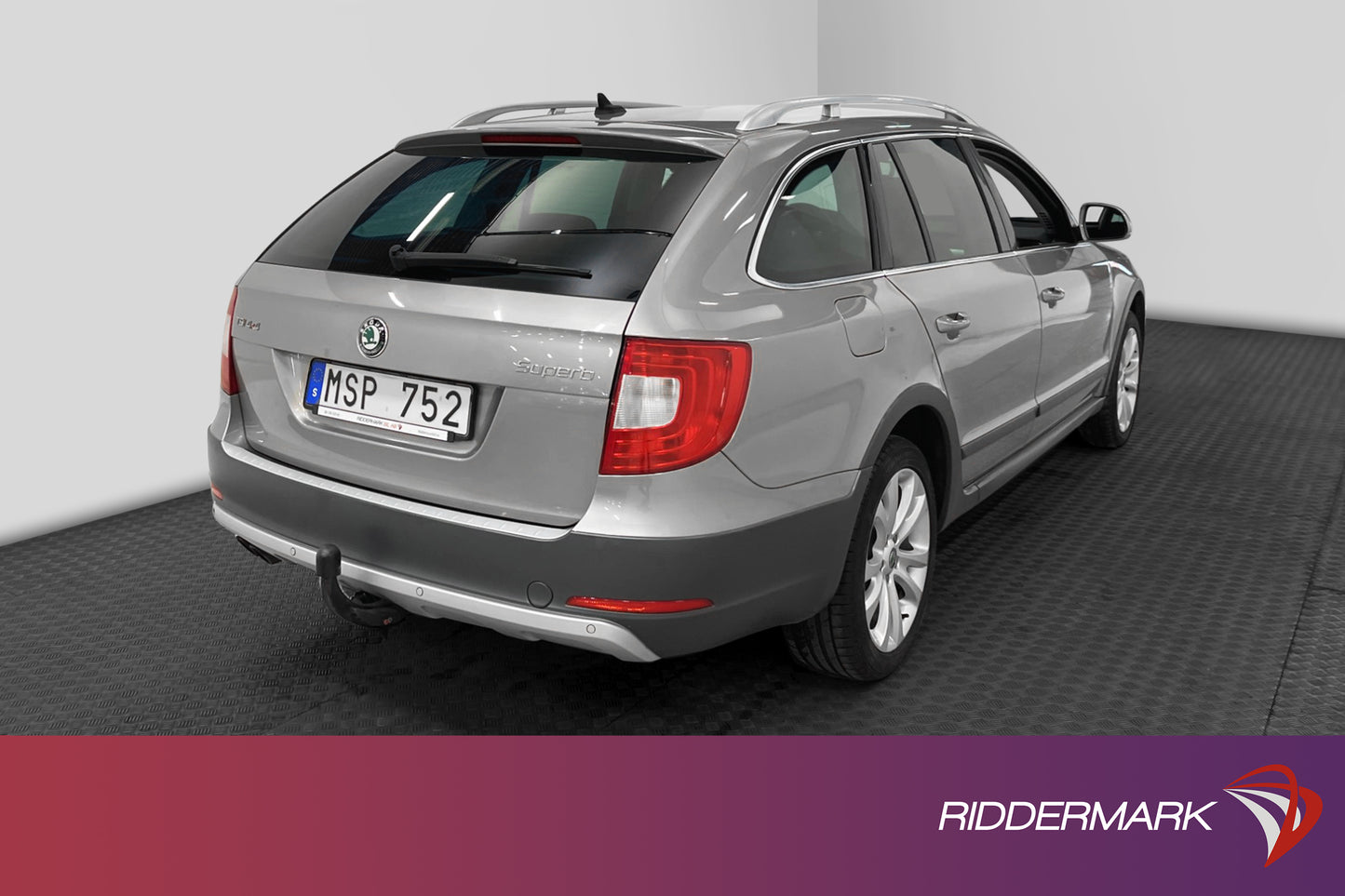 Skoda Superb 1.8 TSI 4x4 160hk M-Värmare Drag En Brukare