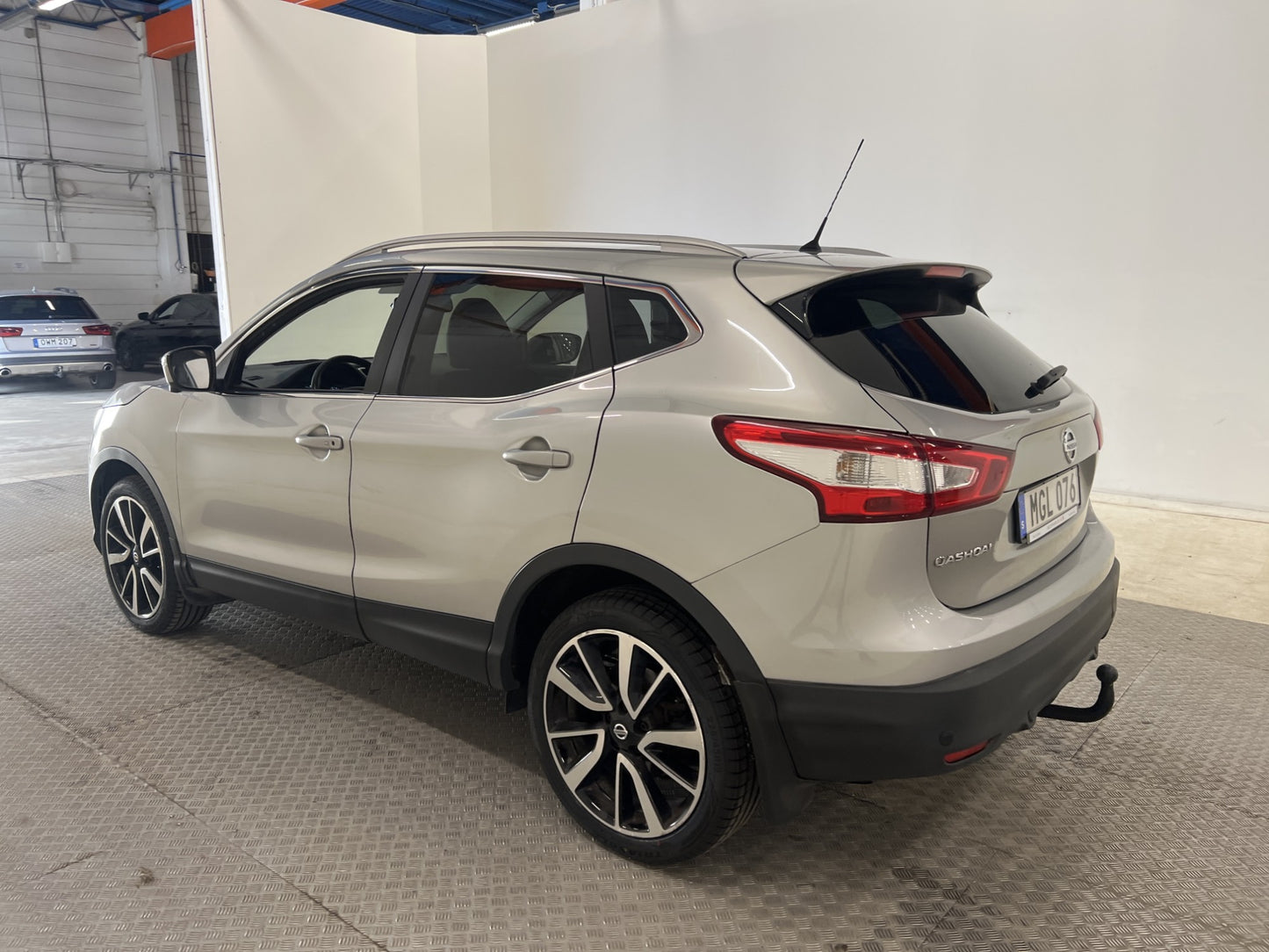 Nissan Qashqai 1.2 DIG-T 115hk Tekna Pano 360° Värmare Drag