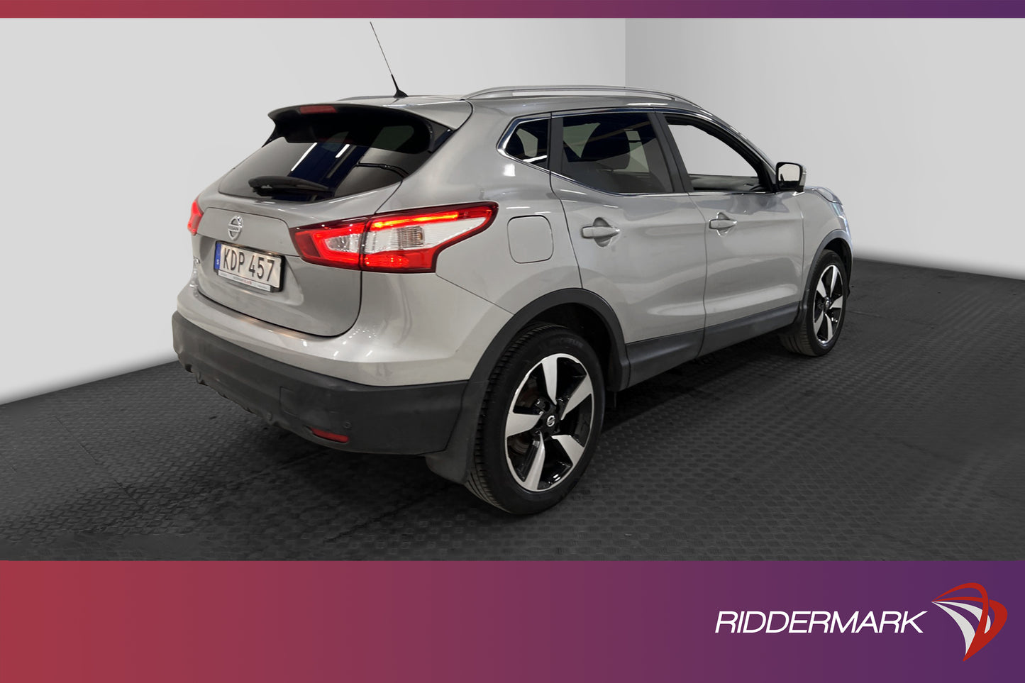 Nissan Qashqai 1.2 DIG-T 115hk N-Vision Pano Navi 360