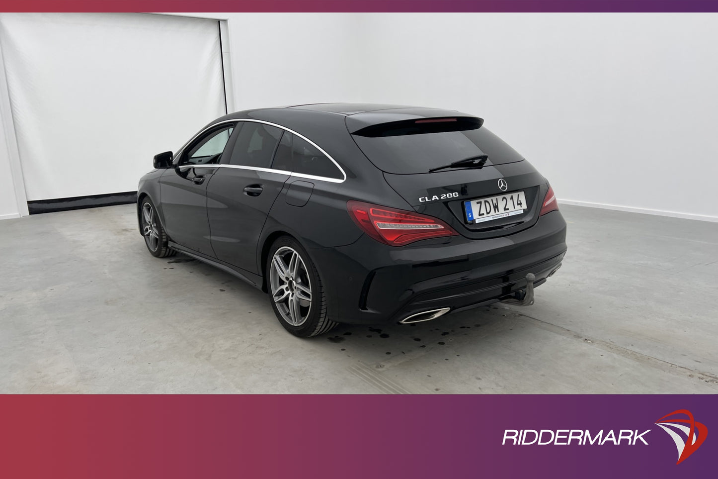 Mercedes-Benz CLA 200 Shooting Brake 156hk AMG Pano H/K Drag