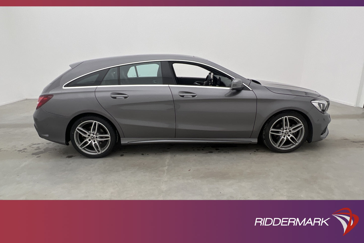 Mercedes-Benz CLA 200 Shooting Brake AMG Pano Navi Kamera