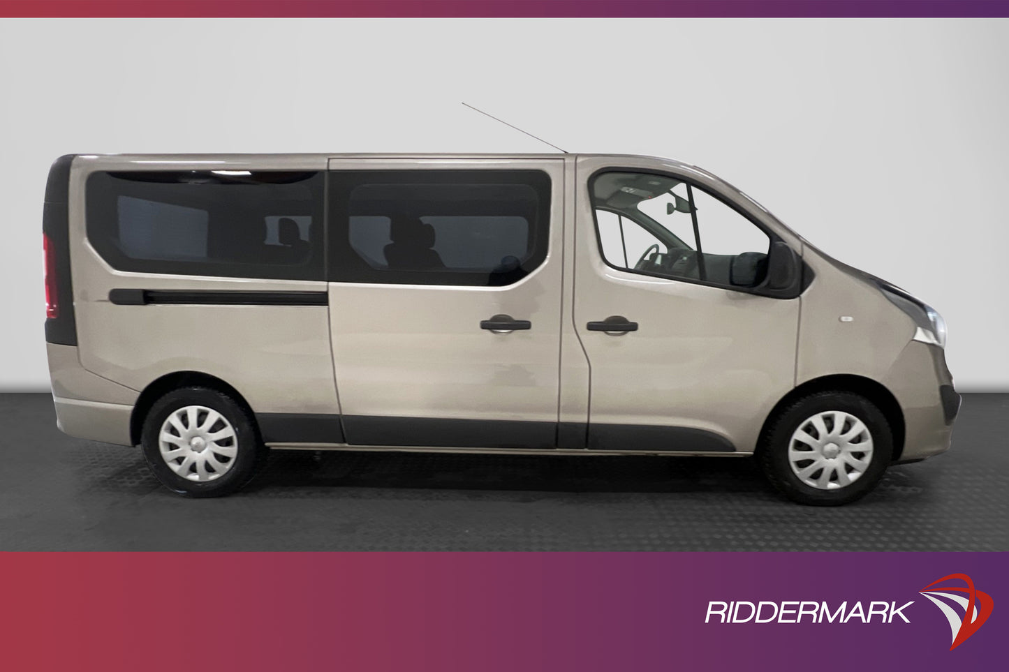 Opel Vivaro Kombi Lång 1.6CDTI Drag Nyservad B-Kamera 9-Sits