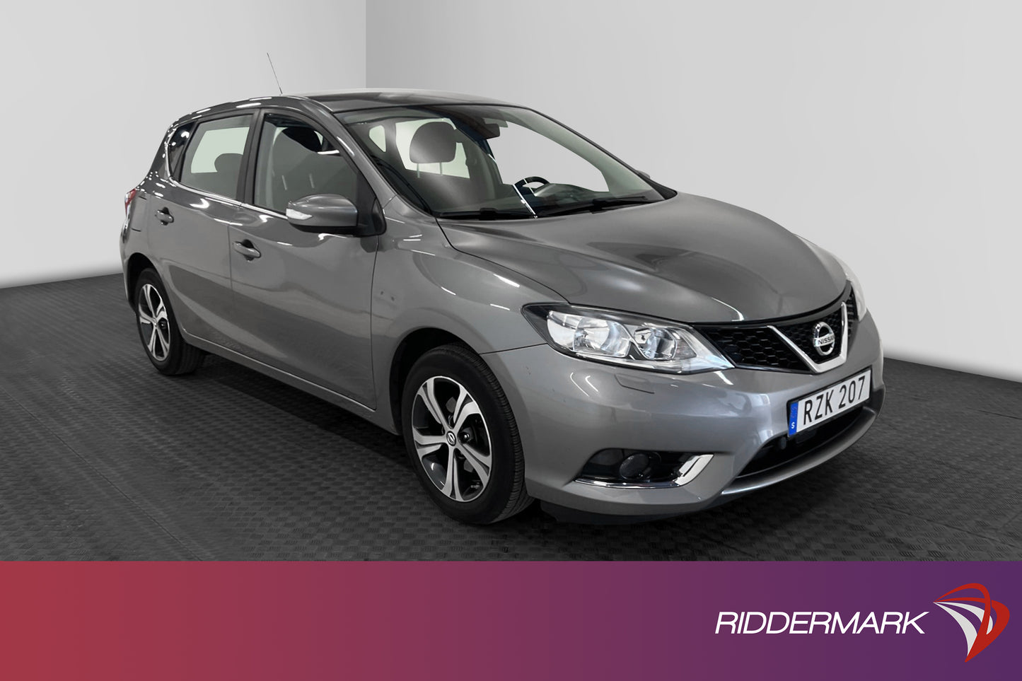 Nissan Pulsar 1.2 115hk M-Värmare Bkamera Navi Farthållare