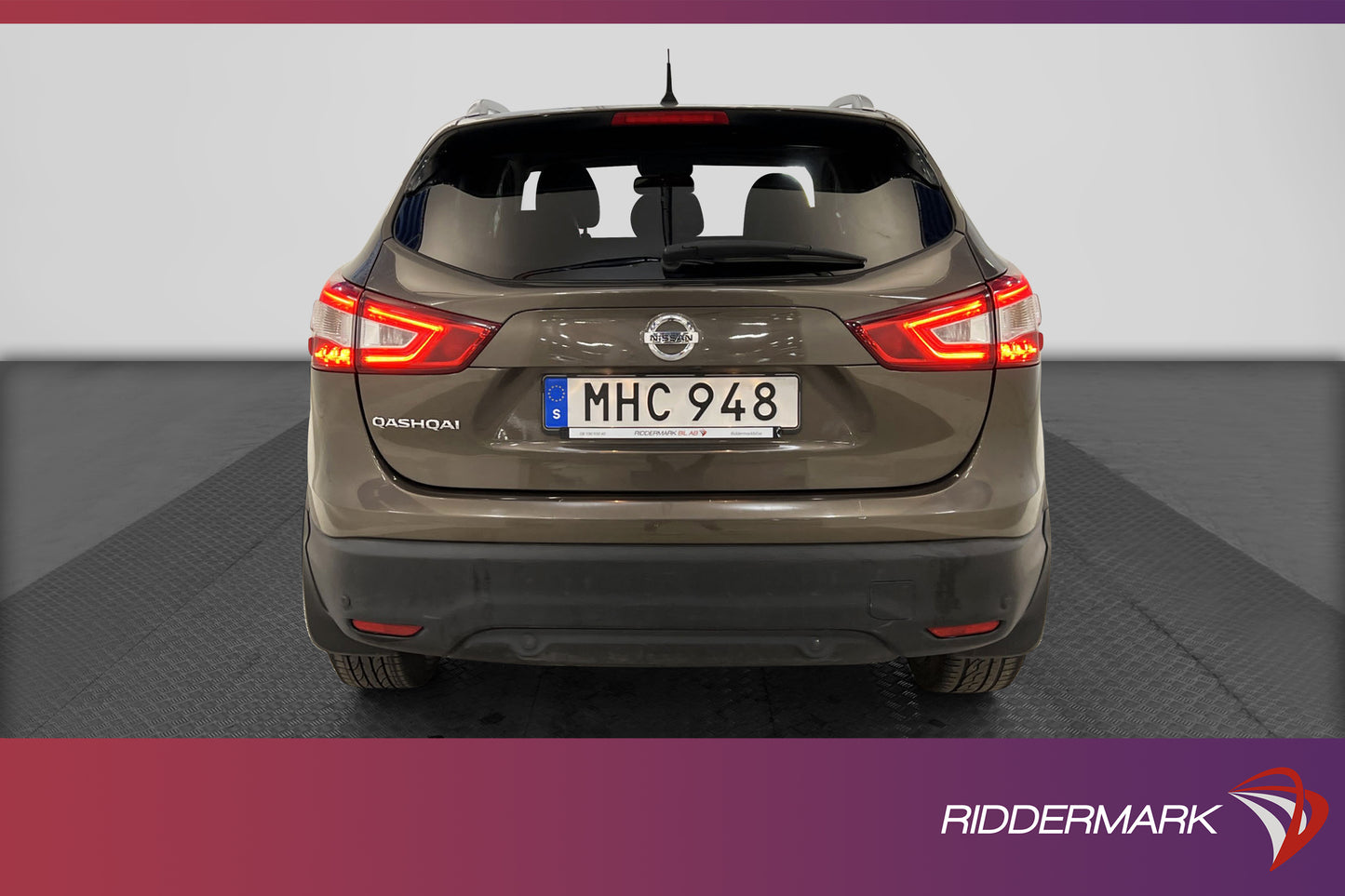 Nissan Qashqai 1.2 115hk TEKNA Pano Navi 360° kamera