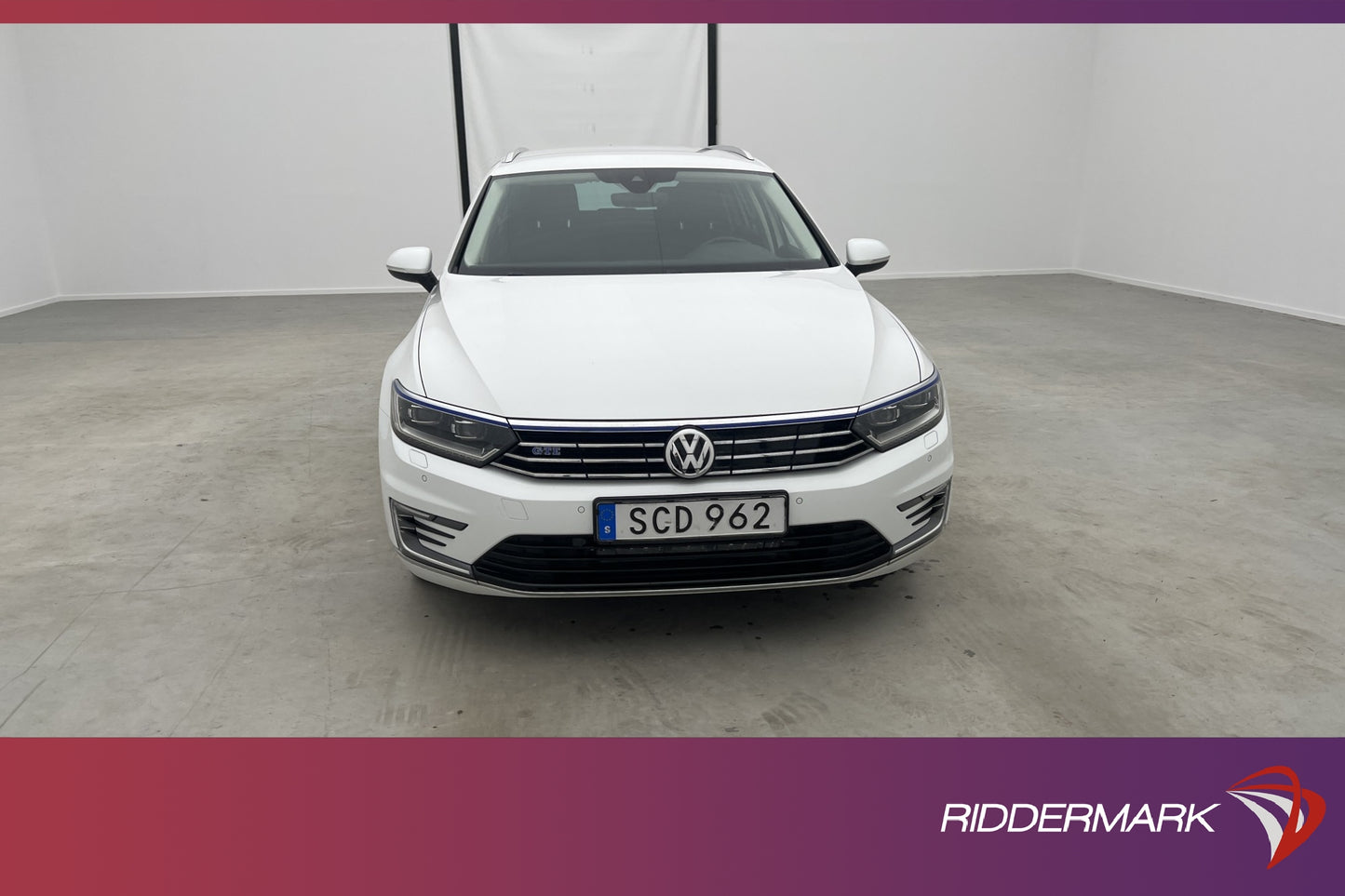 Volkswagen Passat GTE 218hk Executive Business Cockpit Drag