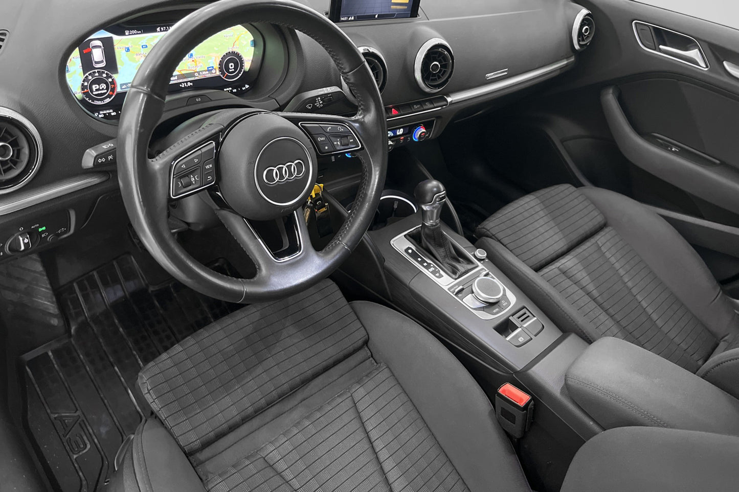 Audi A3 1.5 TFSI 150hk 2 Bruk Active Info T-Lucka 404kr Skat