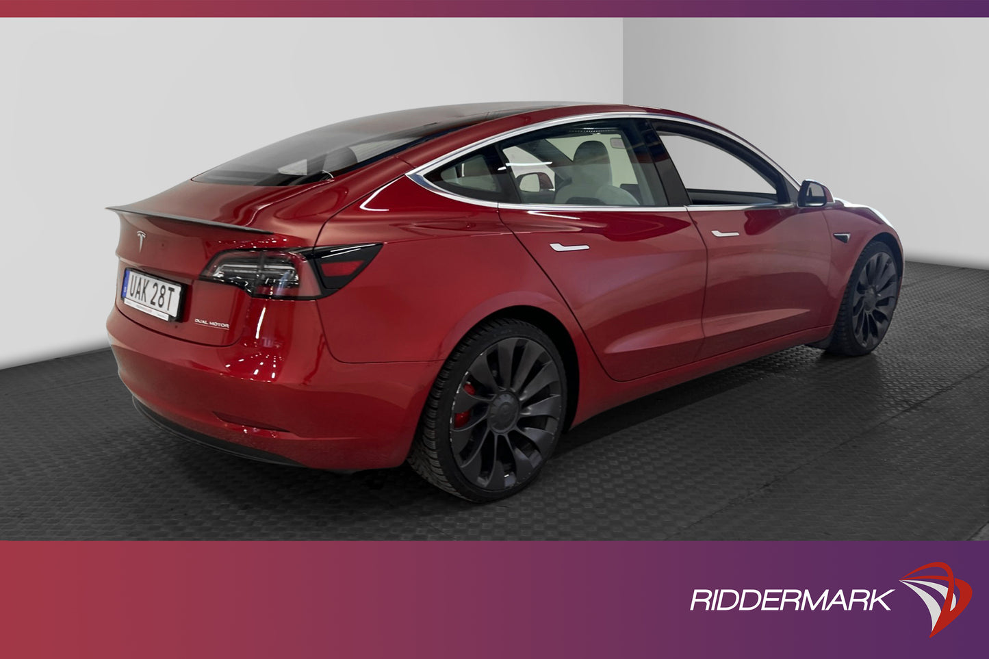 Tesla Model 3 Performance AWD 510hk Svensksåld Uppgradera AP