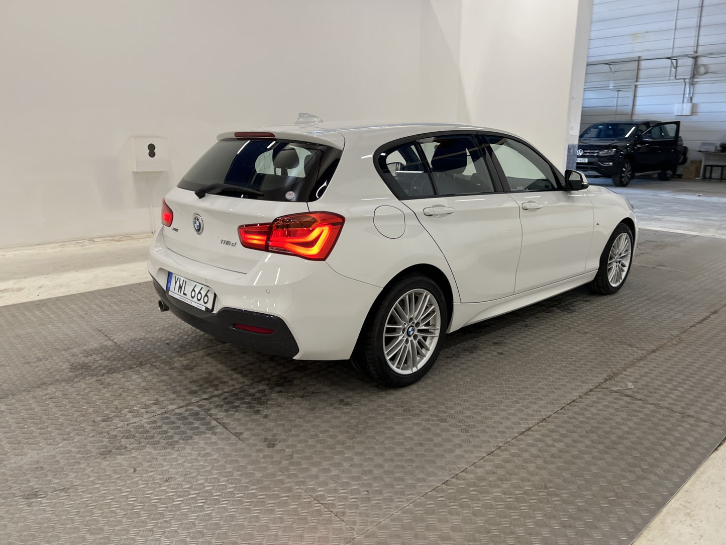 BMW 118d xDrive 150hk M Sport M/K-Värmare BT Välservad