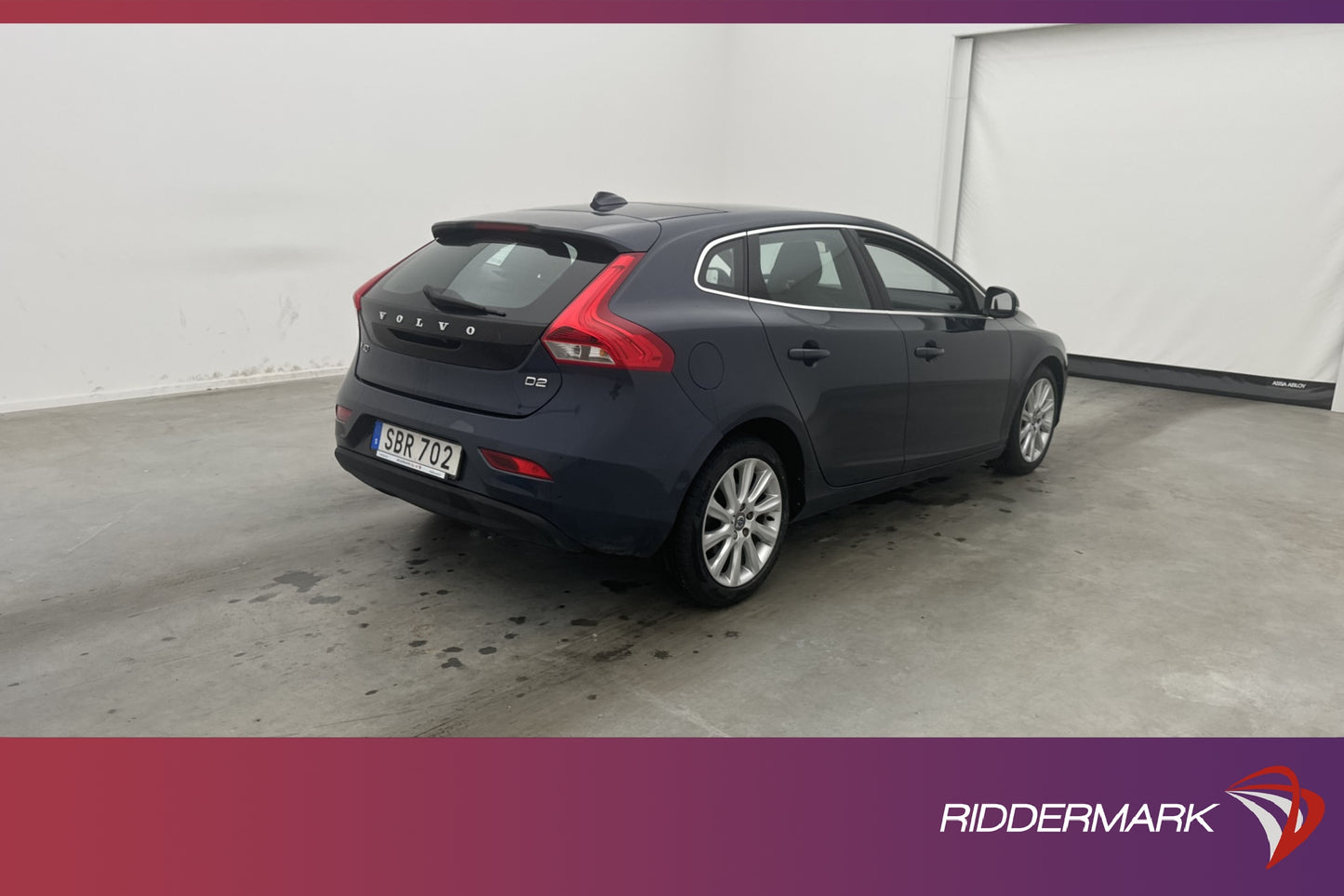 Volvo V40 D2 115hk Momentum Pano VOC Kamera Navi K-rem-Bytt