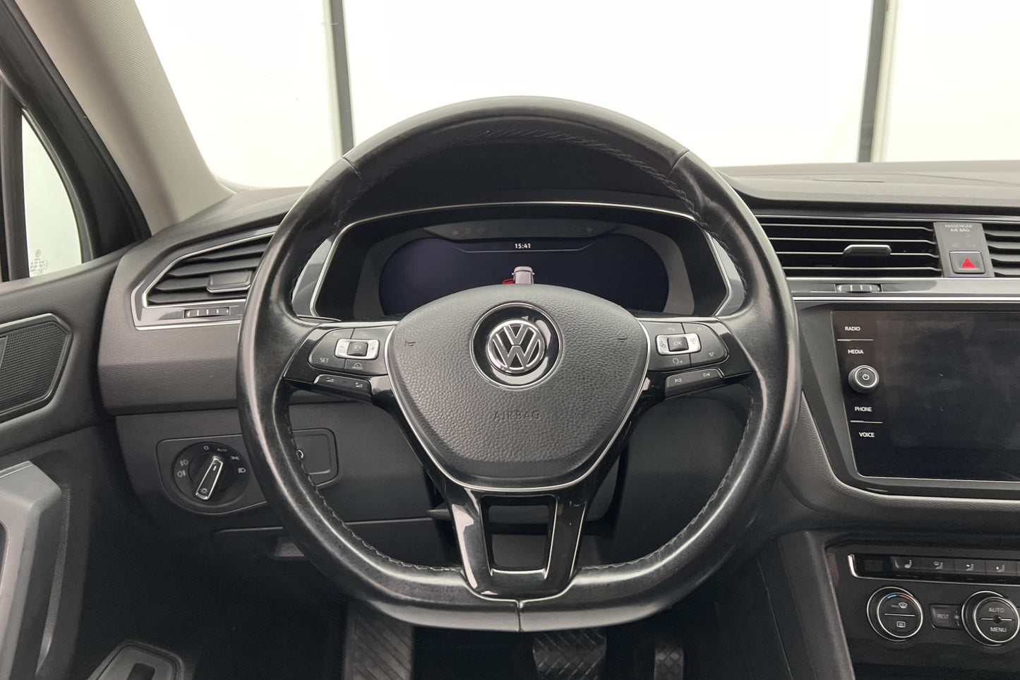 Volkswagen Tiguan Allspace 4M Premium 7-sits Cockpit Värmare