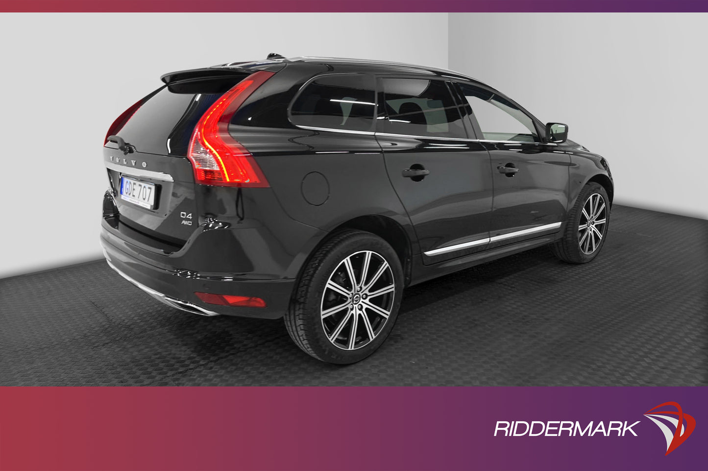 Volvo XC60 D4 181hk AWD Summum Pano VOC D-Värm Skinn Navi