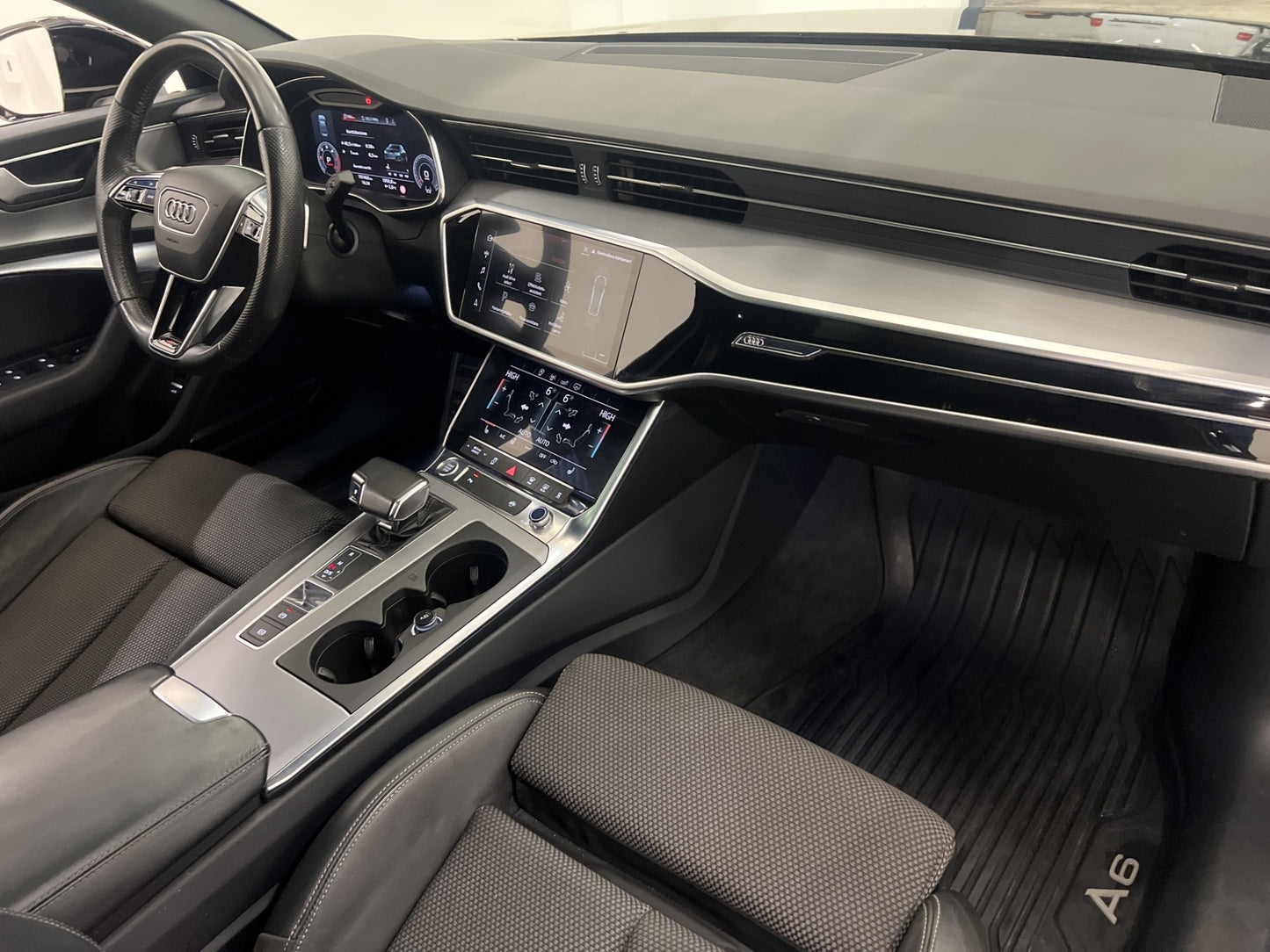 Audi A6 40 TDI S 204hk S-Line Cockpit Pano B&O Navi D-värme